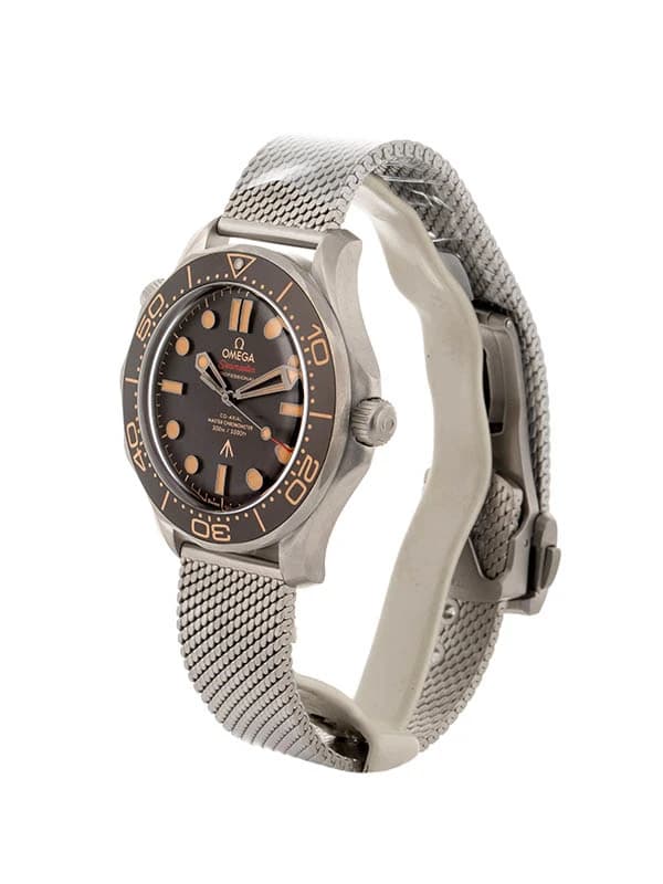 OMEGA SEAMASTER CO-AXIAL MASTER CHRONOMETER 007 EDITION 42MM IN TITANIO REF. 210.90.42.20.01.001