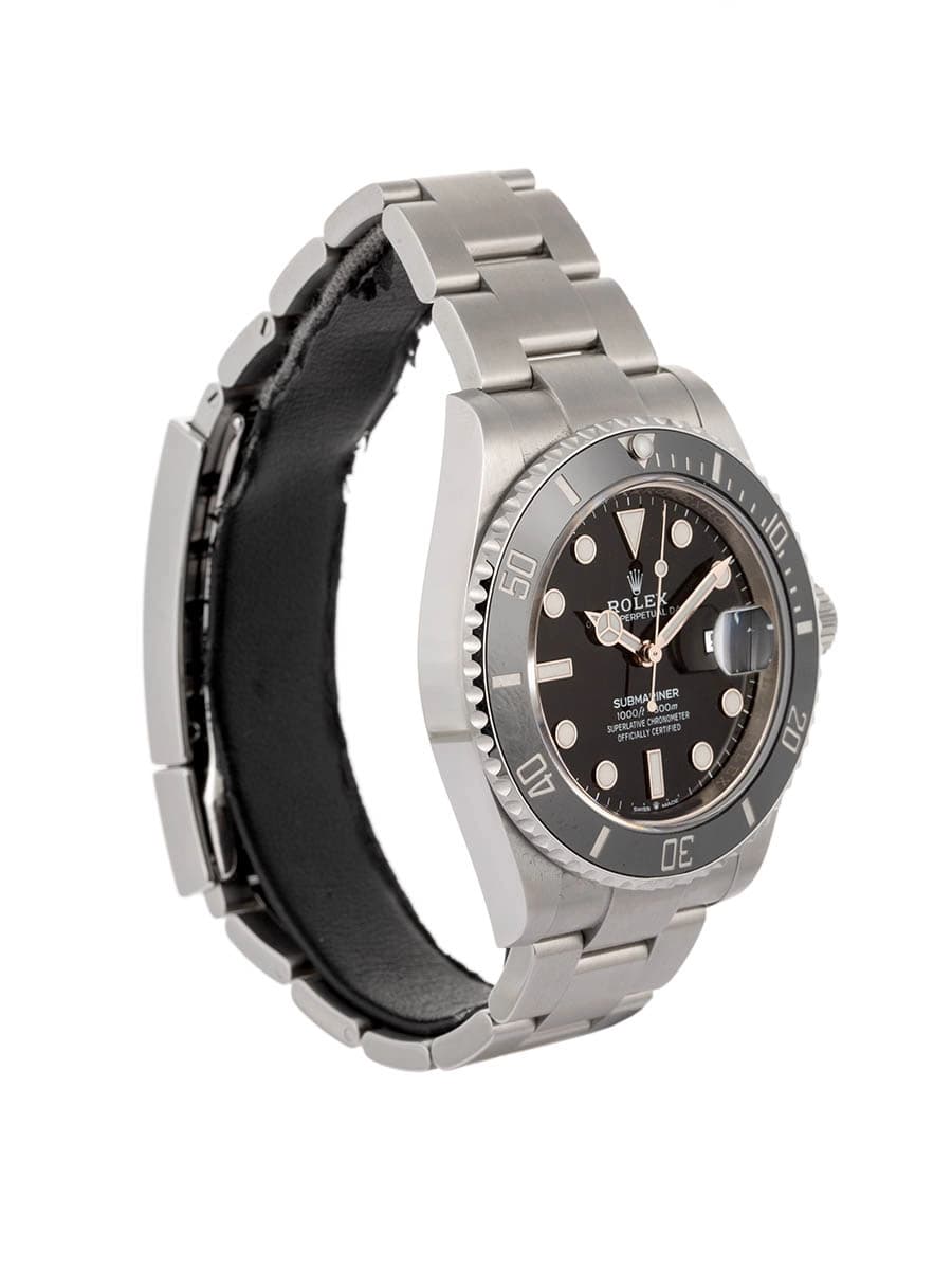 ROLEX SUBMARINER DATE 41MM IN ACCIAIO REF. 126610LN