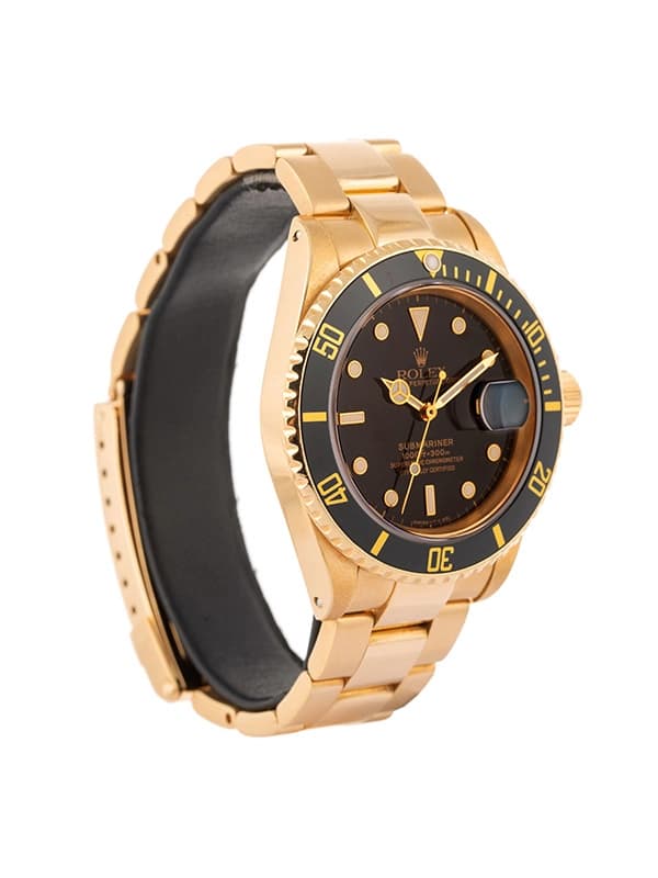 ROLEX SUBMARINER DATE CON SERVICE 40MM IN ORO GIALLO 18KT REF. 16618