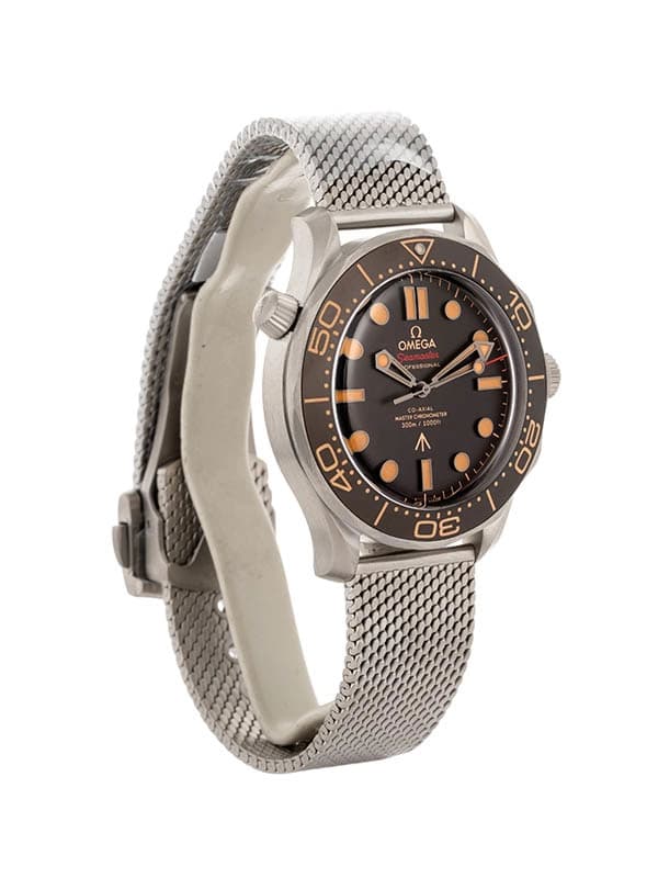 OMEGA SEAMASTER CO-AXIAL MASTER CHRONOMETER 007 EDITION 42MM IN TITANIO REF. 210.90.42.20.01.001