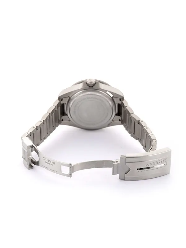 TUDOR PELAGOS 42MM IN TITANIO E ACCIAIO REF. M25600TB-0001