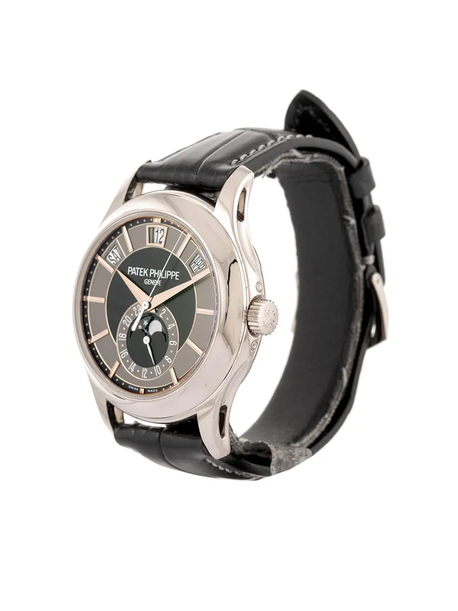 PATEK PHILIPPE ANNUAL CALENDAR 40MM IN ORO BIANCO 18KT REF. 5205G-010