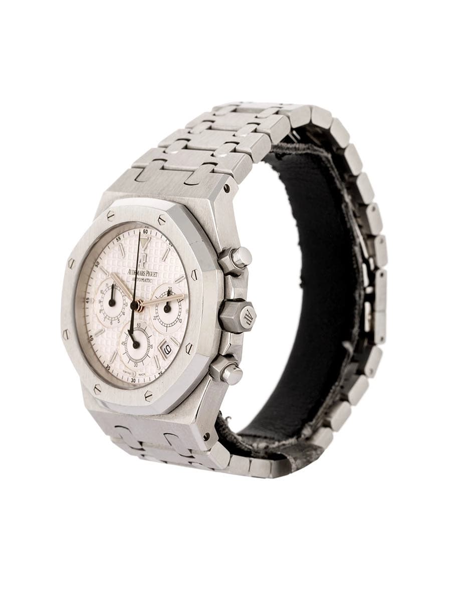 AUDEMARS PIGUET ROYAL OAK CHRONOGRAPH 39MM IN ACCIAIO REF. 26300ST.OO.1110ST.05