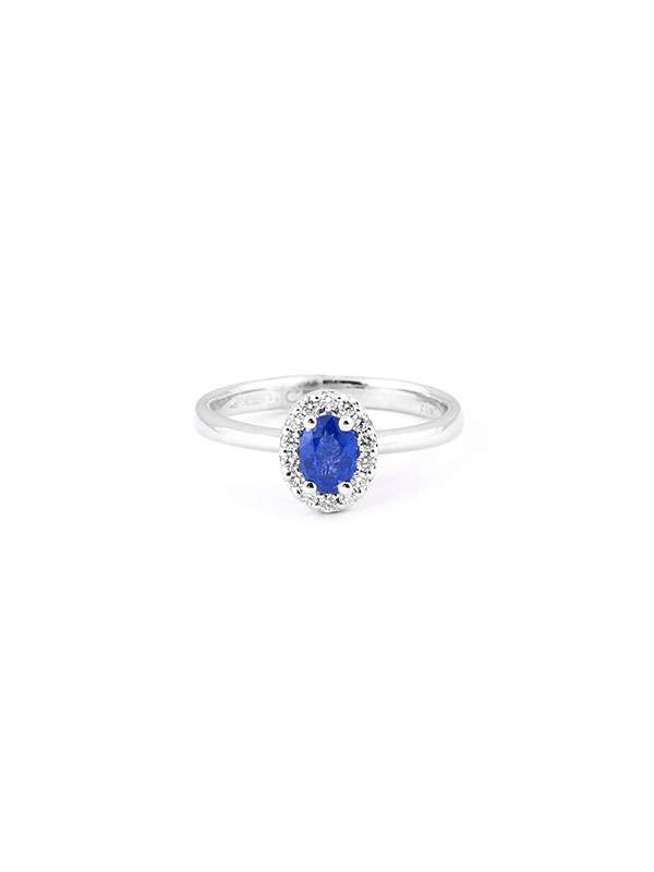 ANELLO IN ORO BIANCO 18KT CON ZAFFIRO OVALE E DIAMANTI