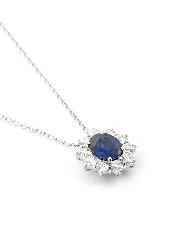 GIROCOLLO IN ORO BIANCO 18KT CON DIAMANTI E ZAFFIRO BLU