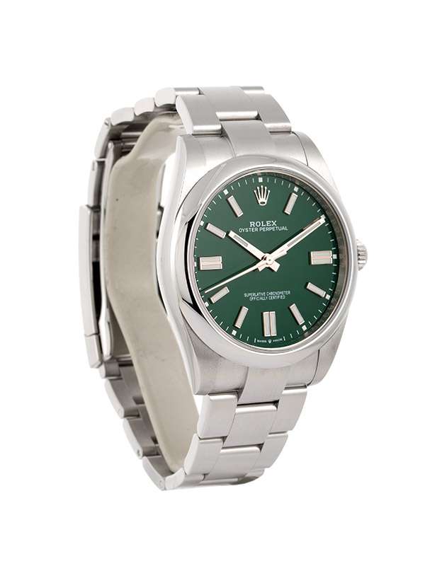 ROLEX OYSTER PERPETUAL GREEN DIAL 41MM IN ACCIAIO REF. 124300