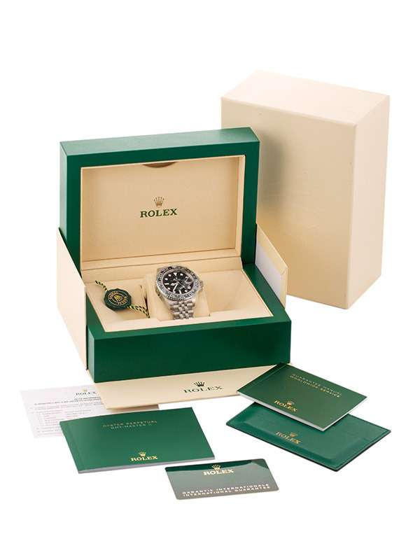 ROLEX GMT-MASTER II 40MM IN ACCIAIO REF. 126710GRNR