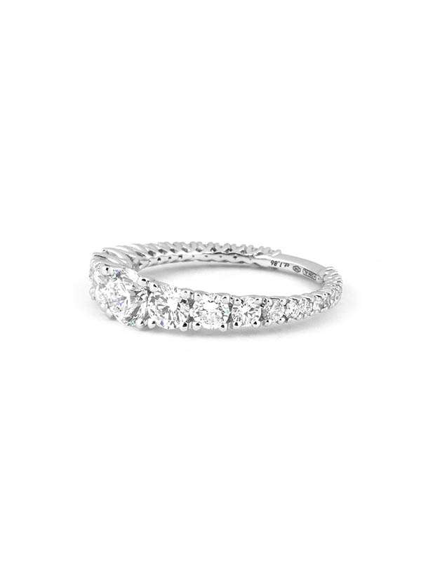 FEDINA ETERNELLE IN ORO BIANCO 18KT CON DIAMANTI A SCALARE E DIAMANTE CENTRALE